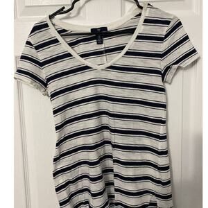 Womens Gap V-neck Basic Tee Size Xs